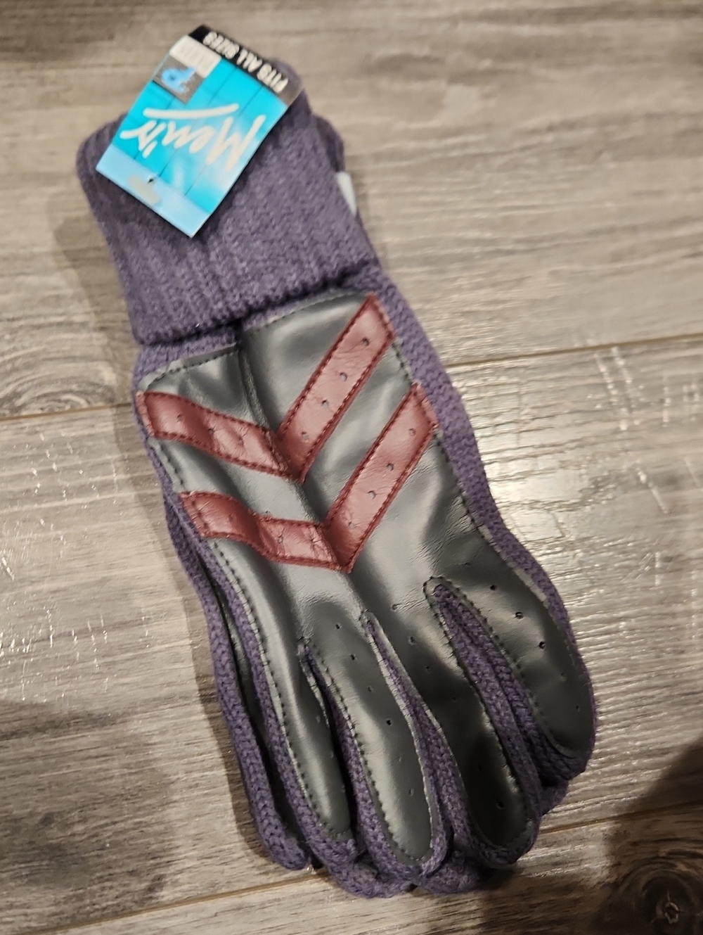 NWT Paris Purple Knit Gloves w/Burgundy Accents Fits All Sizes